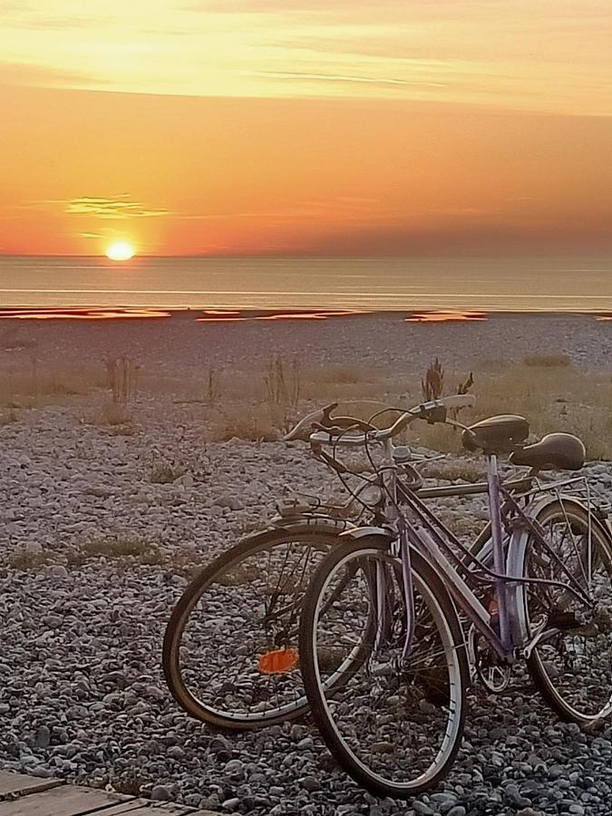 Notre Dame De La Mer Cayeux-sur-Mer Buitenkant foto